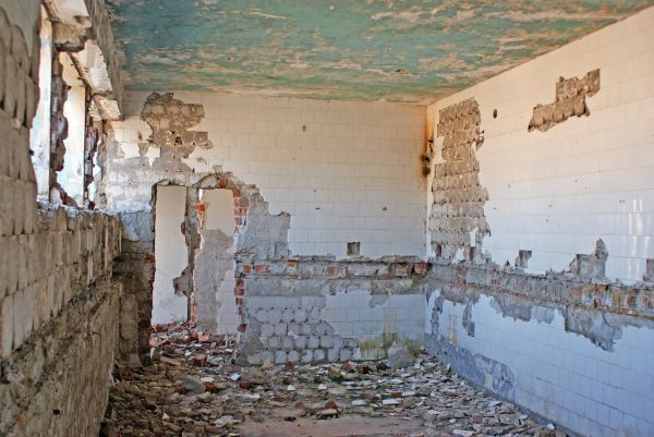 Room Demolition in Temple